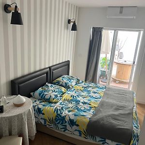 Apartamento Para Ferias 2 Minutos Da Praia Costa Da Caparica